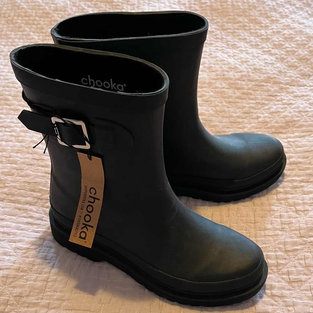 Chooka Ballard Mid Black Rainboots Size 10
